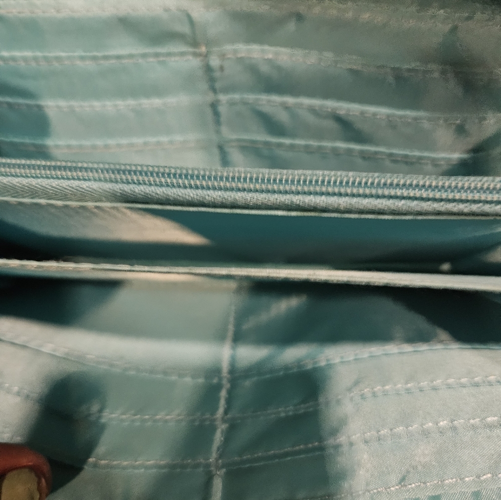 Lily Bloom Wallet - image 4